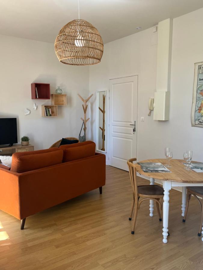 Appartement Calme Avec Balcons & Vue Sur Thermes Vichy Zewnętrze zdjęcie