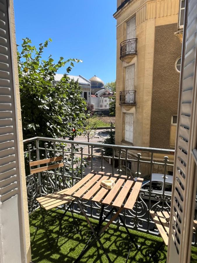 Appartement Calme Avec Balcons & Vue Sur Thermes Vichy Zewnętrze zdjęcie