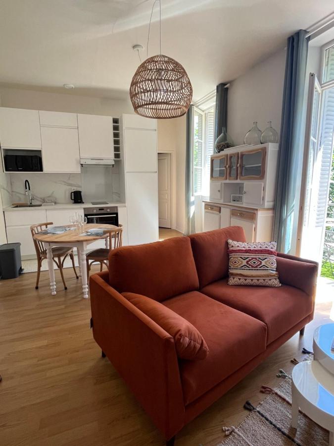 Appartement Calme Avec Balcons & Vue Sur Thermes Vichy Zewnętrze zdjęcie