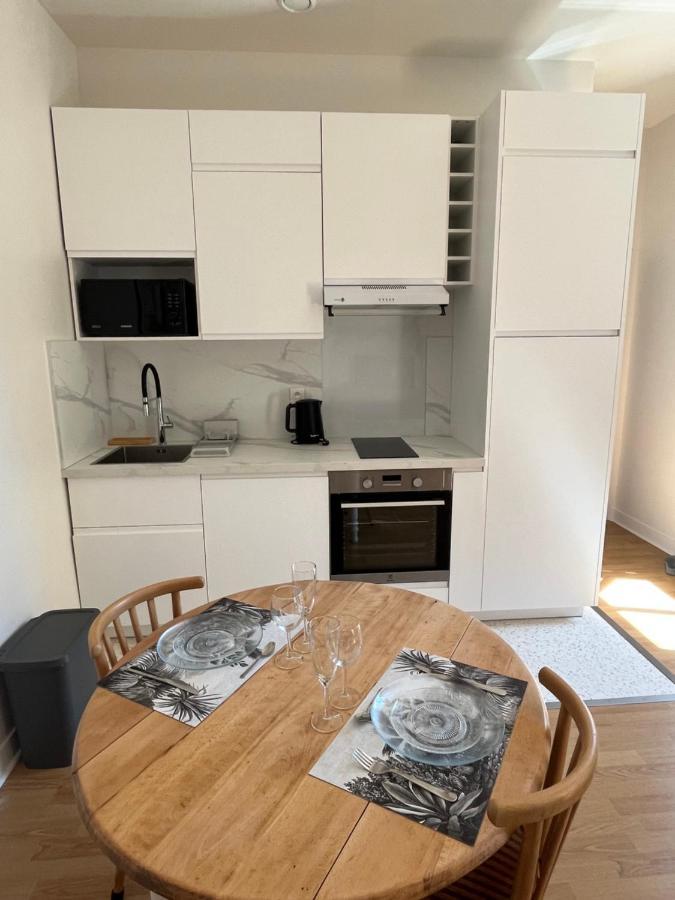 Appartement Calme Avec Balcons & Vue Sur Thermes Vichy Zewnętrze zdjęcie